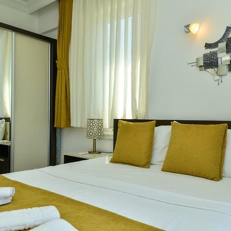 Saros Apartments Calis Beach Фетхіє Екстер'єр фото