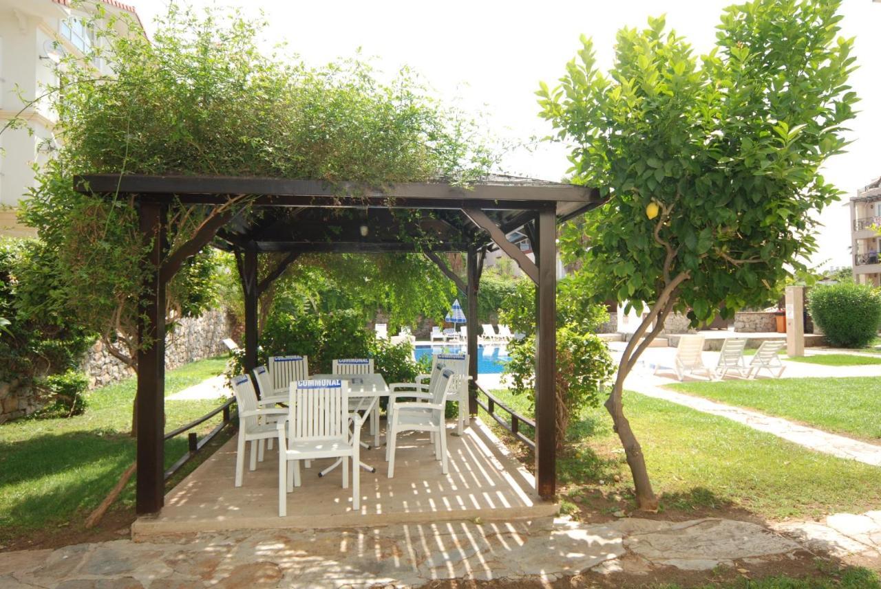Saros Apartments Calis Beach Фетхіє Екстер'єр фото