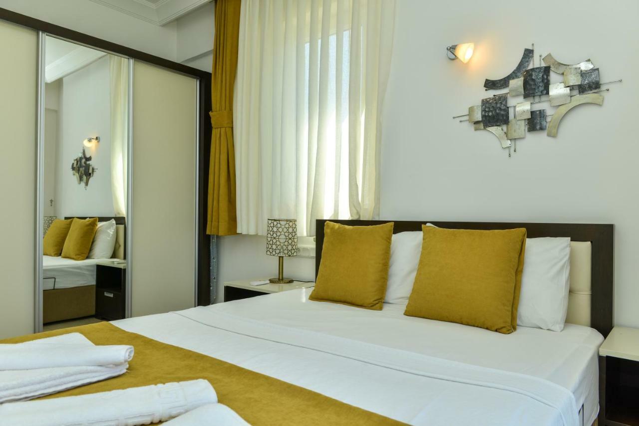 Saros Apartments Calis Beach Фетхіє Екстер'єр фото